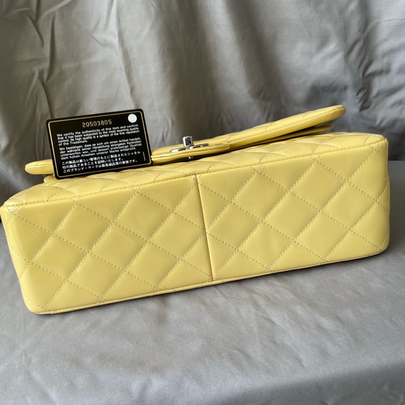**SOLD** Chanel Classic Double Flap Patent Leather - Picture 4 of 11